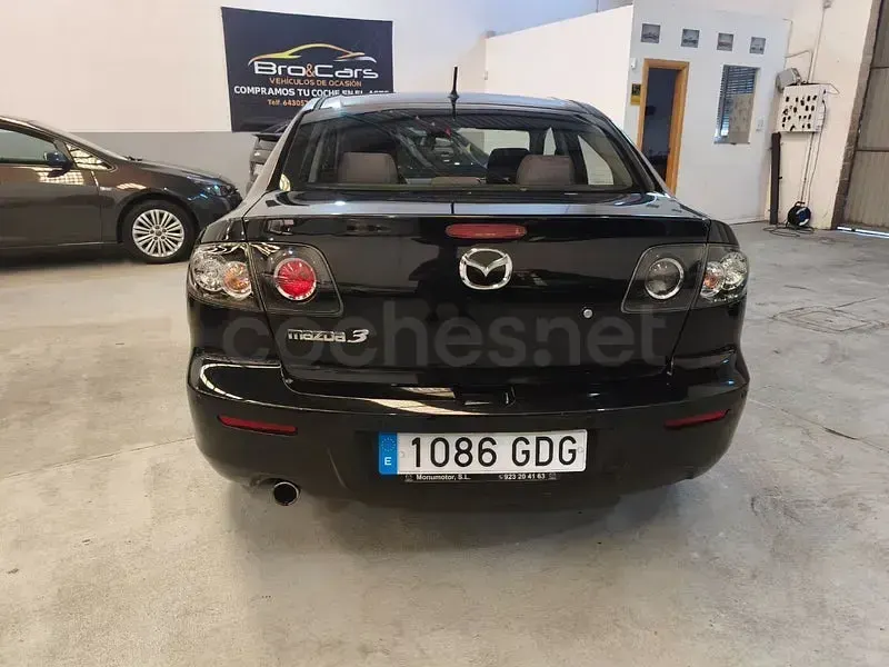 Usado Mazda 3 Active 143 CV (105 kW) 2008 Negro Berlina