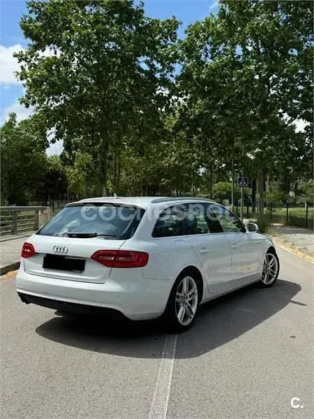 Usado Audi A4 S-Line 177 CV (130 kW) 2013 Blanco Familiar