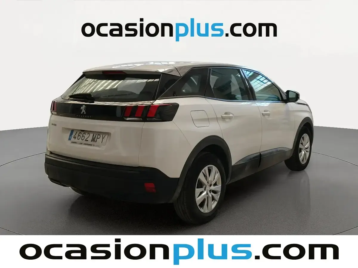Usado Peugeot 3008 Active 130 CV (95 kW) 2024 Blanco SUV