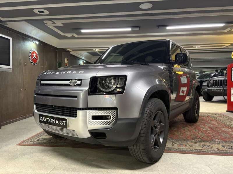 Gris Usado 2022 Land Rover Defender HSE SUV | 56.990 € (Precio justo) - Imagen 1/4