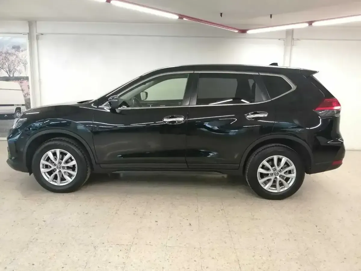 Usado Nissan X-Trail Acenta 163 CV (119 kW) 2018 Negro SUV