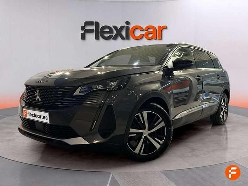 Usado Peugeot 5008 Style 131 CV (96 kW) 2023 Gris SUV