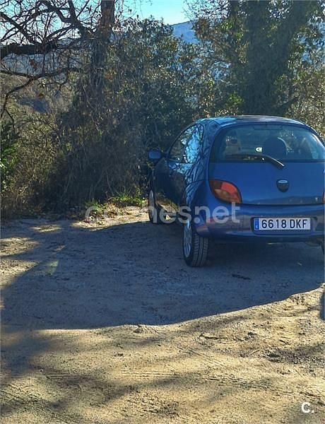 Usado Ford Ka 70 CV (51 kW) 2005 Azul Utilitario
