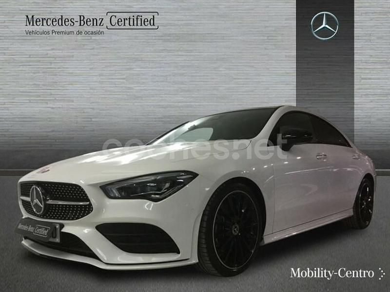 Blanco polar pintura unicolor Usado 2023 Mercedes CLA200 AMG line Berlina | 43.900 € (Caro) - Imagen 1/4