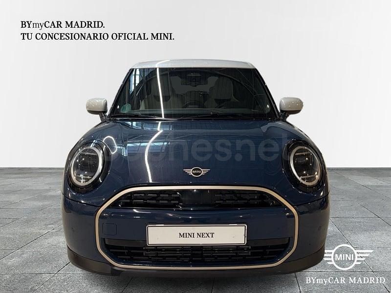 Usado Mini Cooper 114 kW (156 CV) 2025 Azul (indigo sunset blue metalizada) Utilitario