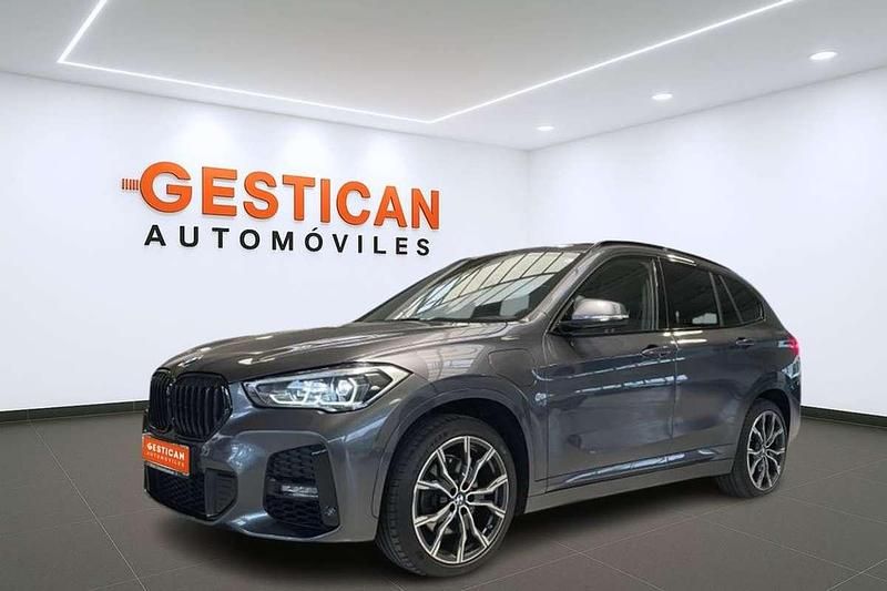 Gris Usado 2021 BMW X1 SUV | 27.990 € (Un poco caro) - Imagen 1/4