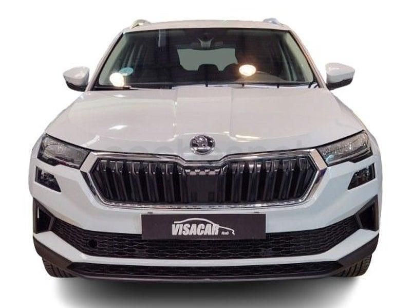Usado Skoda Karoq Ambition 110 CV (80 kW) 2022 Blanco SUV