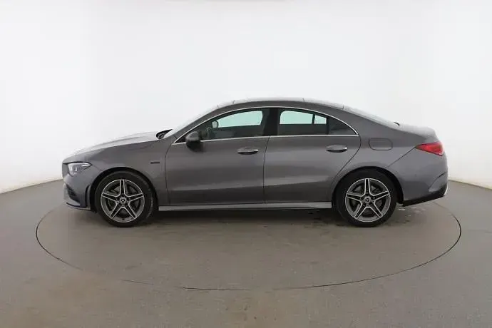Usado Mercedes CLA250e AMG line 218 CV (160 kW) 2021 Coupe