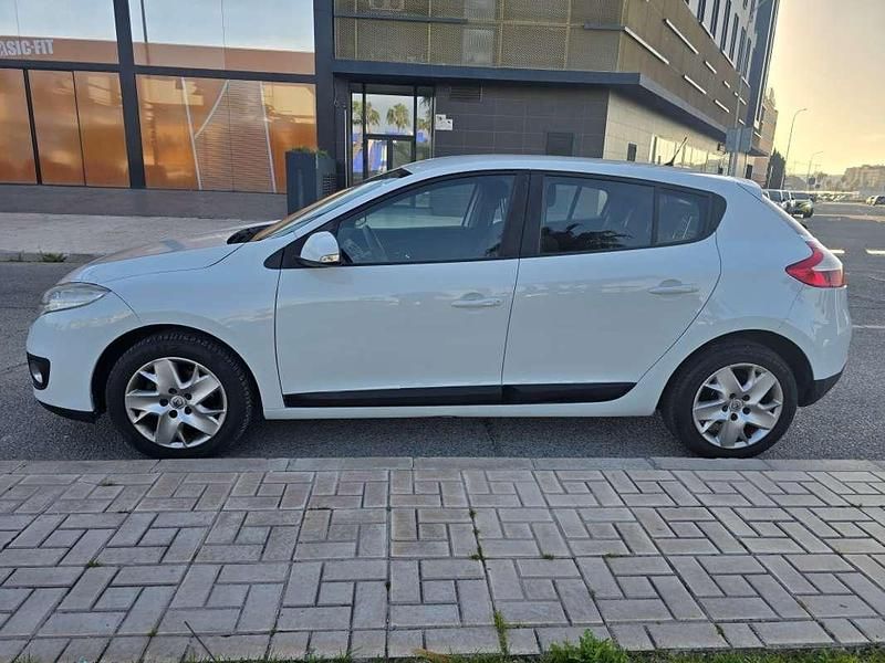 Usado Renault Mégane III Dynamique 110 CV (80 kW) 2012 Blanco Utilitario