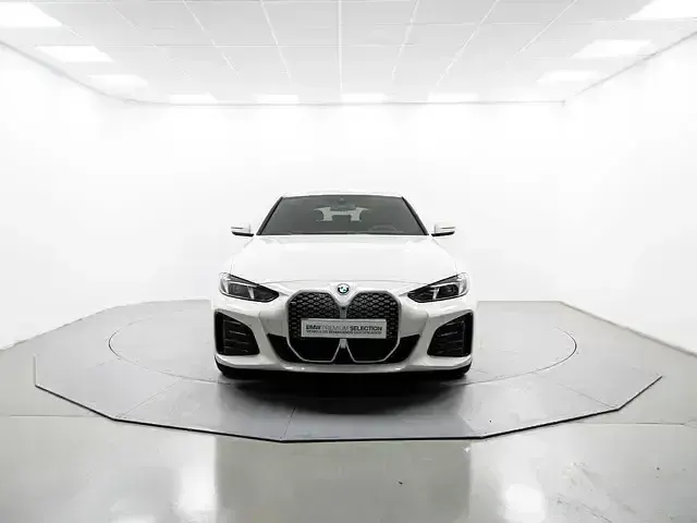 Usado BMW i4 Shadowline 250 kW (340 CV) 2025 Blanco Berlina