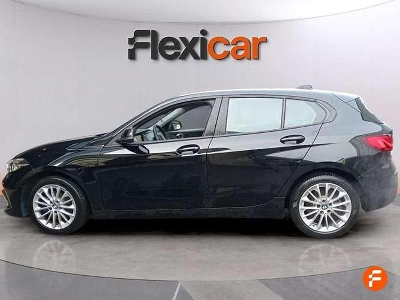 Usado BMW 118 136 CV (100 kW) 2022 Negro Utilitario