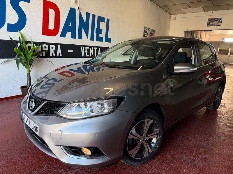 Usado Nissan Pulsar Acenta 115 CV (84 kW) 2017 Gris / plata Utilitario