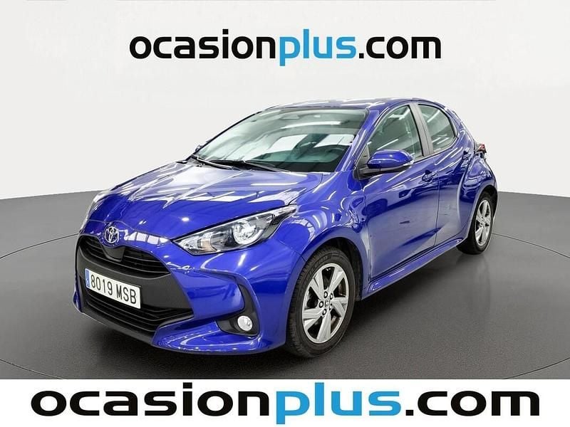 Usado Toyota Yaris Active 116 CV (85 kW) 2024 Azul Utilitario