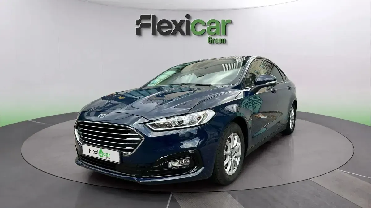 Usado Ford Mondeo Trend 188 CV (138 kW) 2021 Azul Familiar