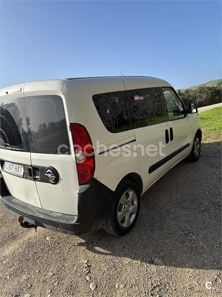 Usado Opel Combo Expression 90 CV (66 kW) 2014 Blanco Monovolumen