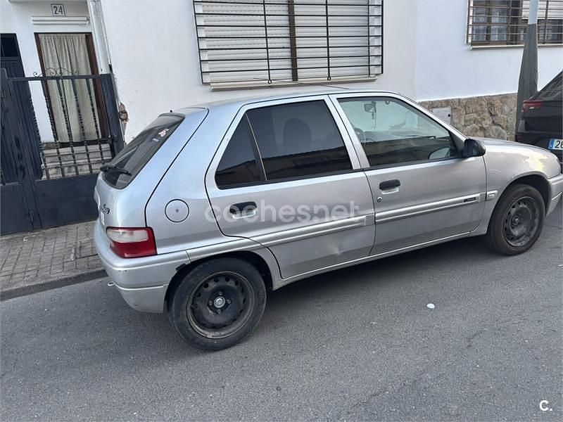 Gris / plata Usado 2003 Citroën Saxo Furio Utilitario | 1300 € (Precio justo) - Imagen 1/3