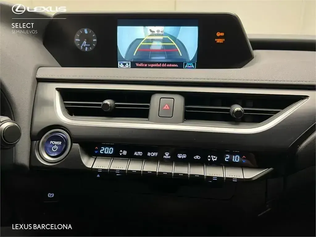 Usado Lexus UX Business Edition 184 CV (135 kW) 2022 Otro SUV