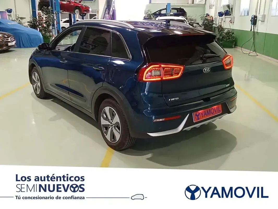 Usado Kia Niro 141 CV (103 kW) 2018 Azul SUV