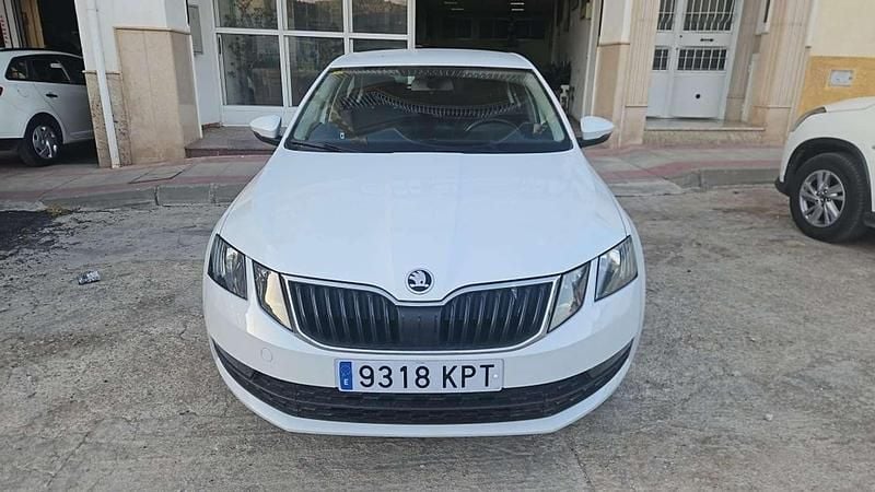 Brugt Skoda Octavia Ambition 116 HK (85 kW) 2018 Hvid Hatchback