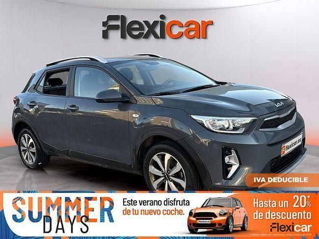 Gris Usado 2022 Kia Stonic SUV | 17.790 € (Un poco caro) - Imagen 1/4