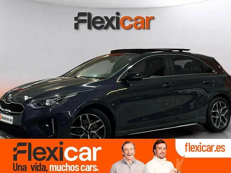 Gris / plata Usado 2018 Kia Ceed Berlina | 16.990 € (Caro) - Imagen 1/4