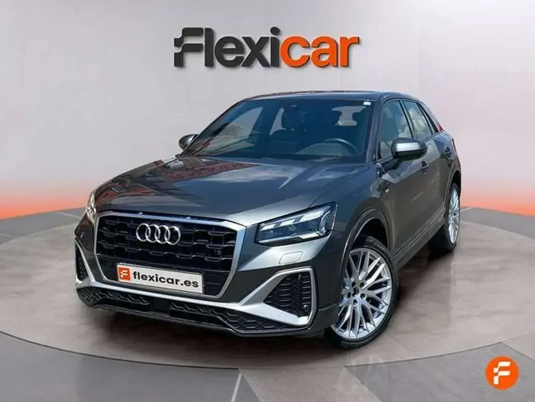Usado Audi Q2 150 CV (110 kW) 2024 Gris SUV