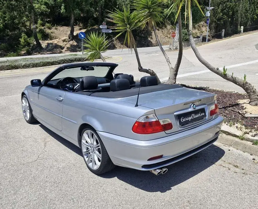 Usado BMW 330 Cabriolet Sport Line 231 CV (169 kW) 2002 Gris / plata Descapotable