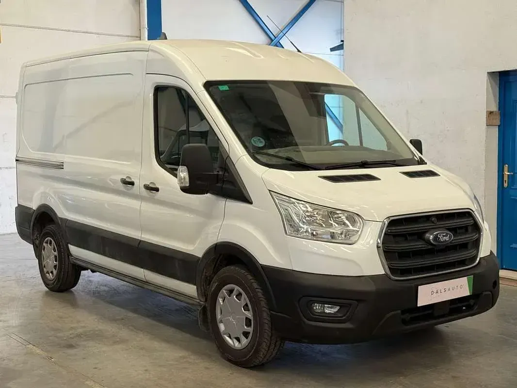 Usado Ford Transit Trend 105 CV (77 kW) 2018 Blanco Van
