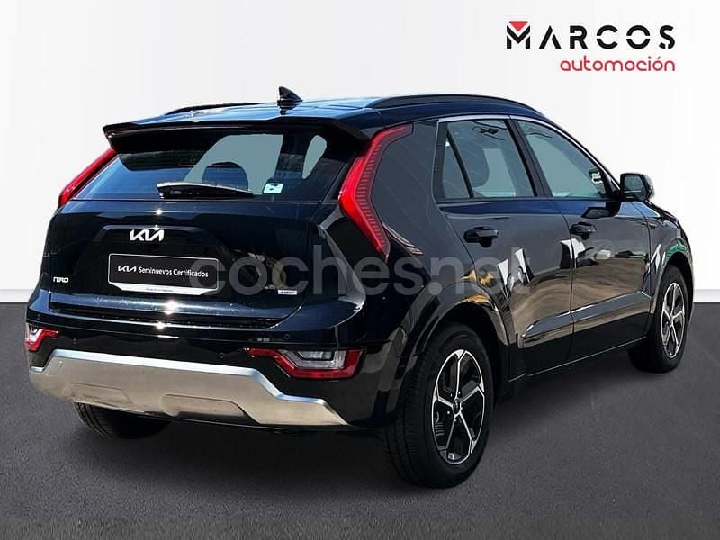Usado Kia Niro 141 CV (103 kW) 2024 Blanco SUV