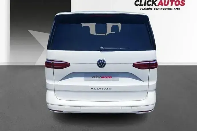 Usado VW Multivan 150 CV (110 kW) 2024 Monovolumen