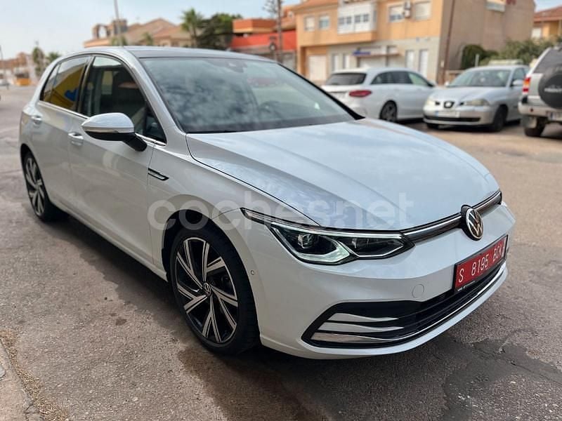 Usado VW Golf VIII Style 150 CV (110 kW) 2020 Blanco Berlina