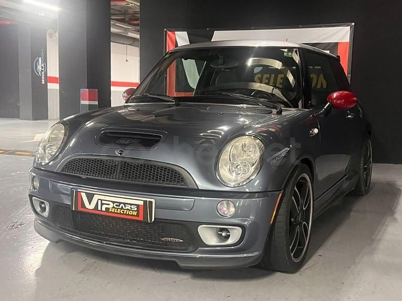 Usado Mini John Cooper Works 218 CV (160 kW) 2007 Gris / plata Utilitario