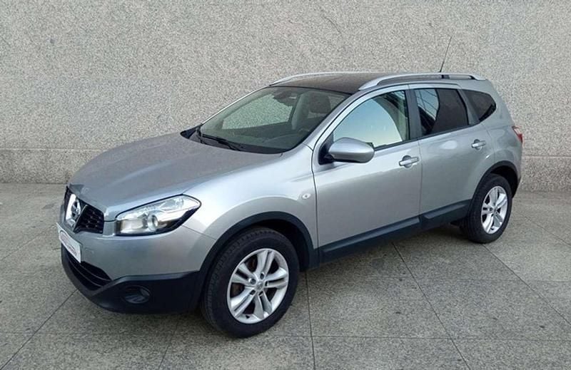 Usado Nissan Qashqai Tekna 110 CV (80 kW) 2011 Plateado SUV