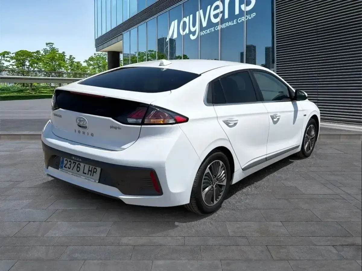 Usado Hyundai Ioniq 141 CV (103 kW) 2020 Blanco Utilitario