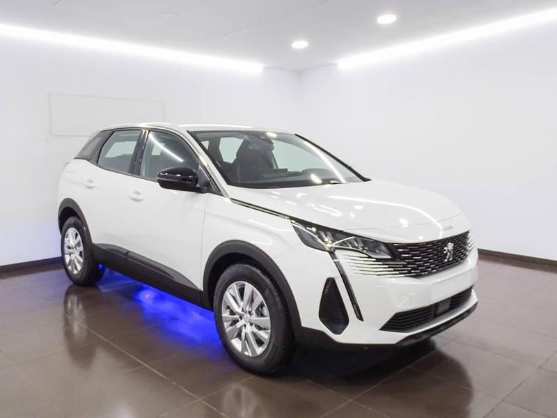 Usado Peugeot 3008 Active 131 CV (96 kW) 2023 Blanco SUV