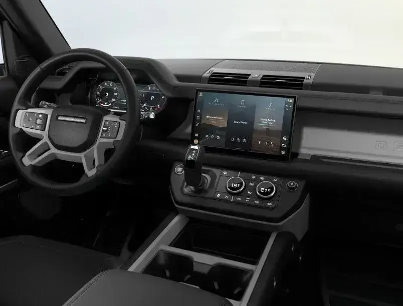 Usado Land Rover Defender S 250 CV (183 kW) 2024 Blanco SUV