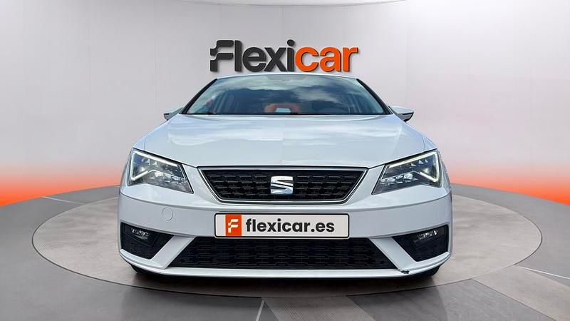 Usado Seat Leon Reference 115 CV (84 kW) 2018 Blanco Berlina