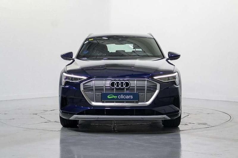 Usado Audi e-tron Advanced 300 kW (408 CV) 2022 Azul SUV
