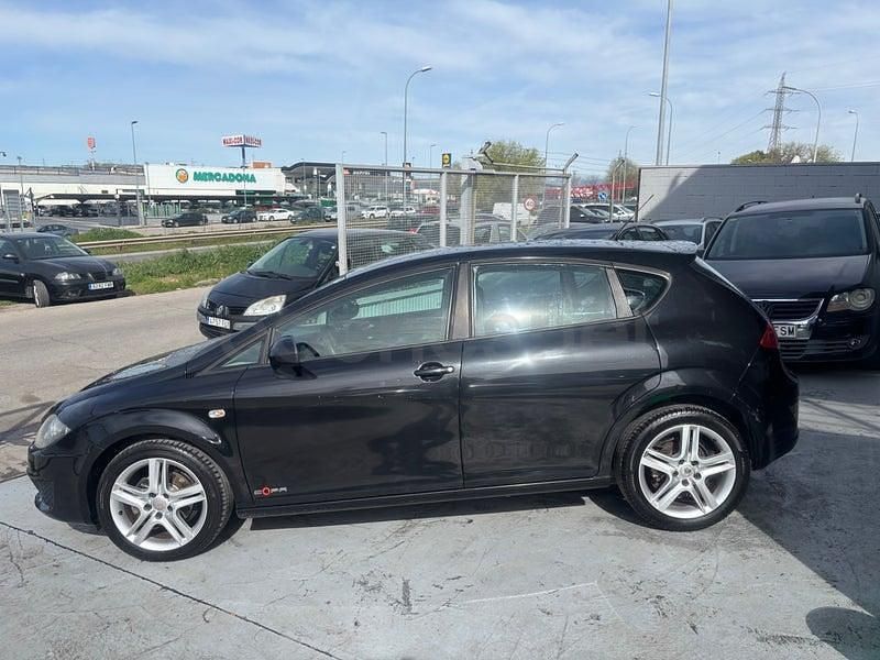 Usado Seat Leon Copa 90 CV (66 kW) 2012 Negro Berlina