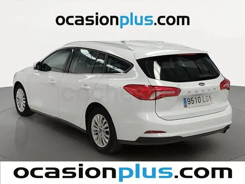 Usado Ford Focus Titanium 120 CV (88 kW) 2020 Blanco Familiar