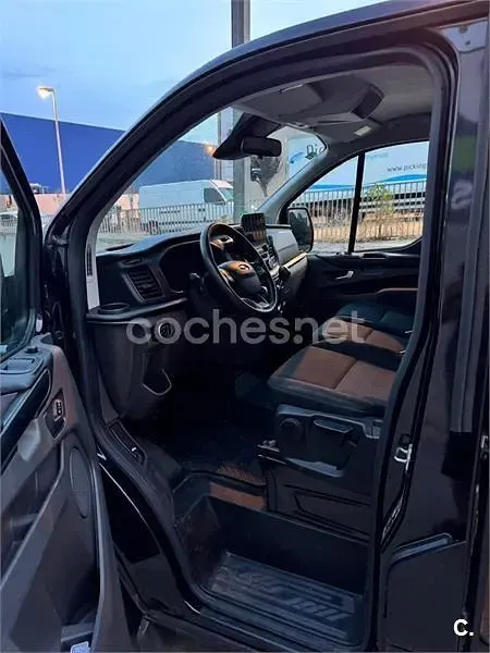 Usado Ford Transit Custom Limited 150 CV (110 kW) 2023 Negro Van