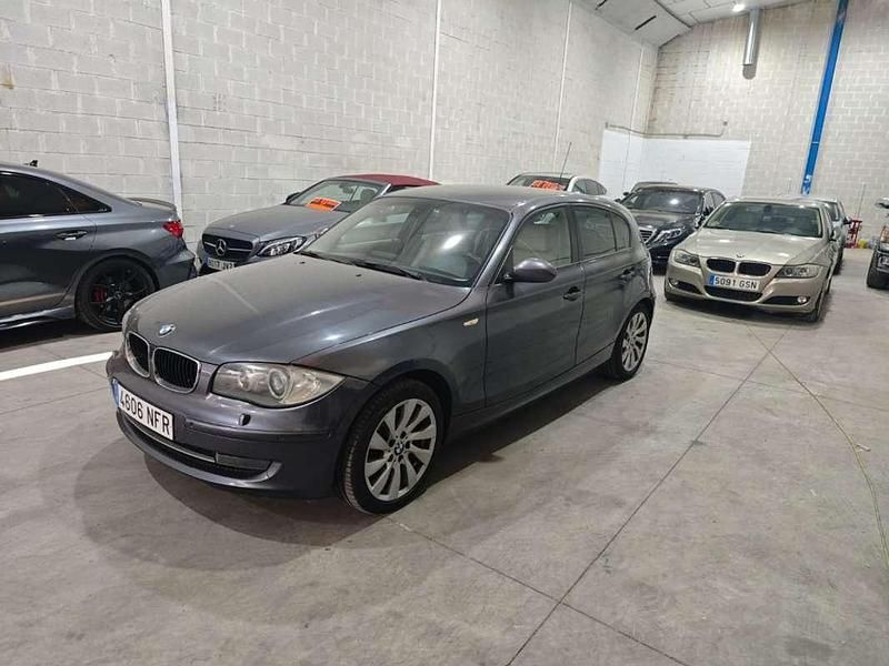 Gris / plata Usado 2008 BMW 120 Utilitario | 7990 € (Buen precio) - Imagen 1/4