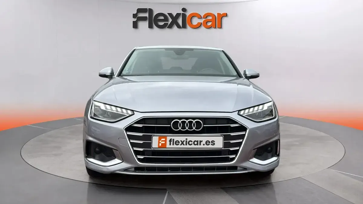 Usado Audi A4 Advanced Plus 136 CV (100 kW) 2022 Gris Berlina