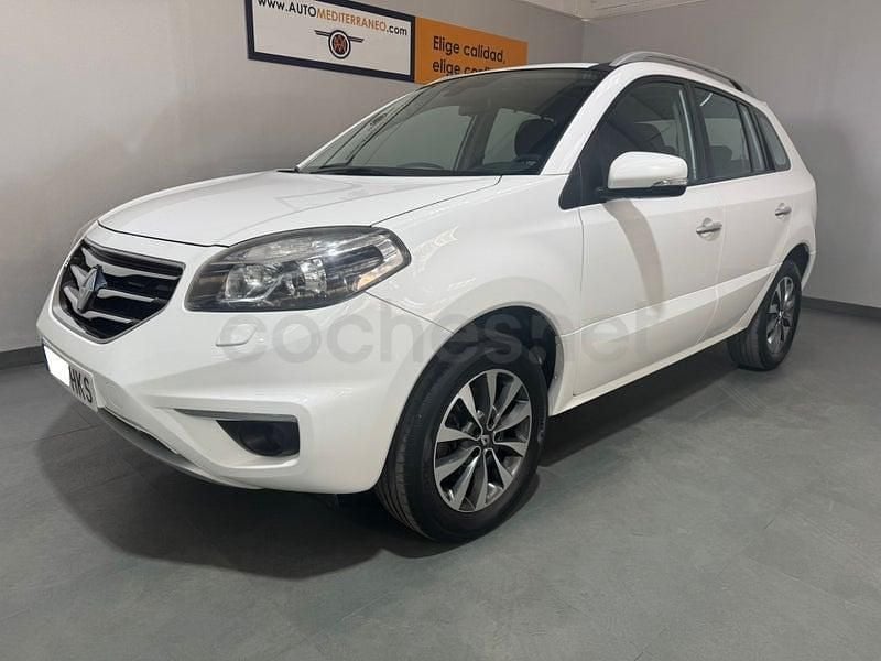 Begagnad Renault Koleos Dynamique 150 HK (110 kW) 2012 Vit SUV