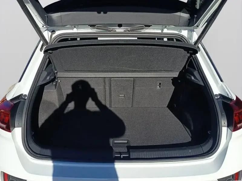 Usado VW T-Roc R-line 150 CV (110 kW) 2022 SUV