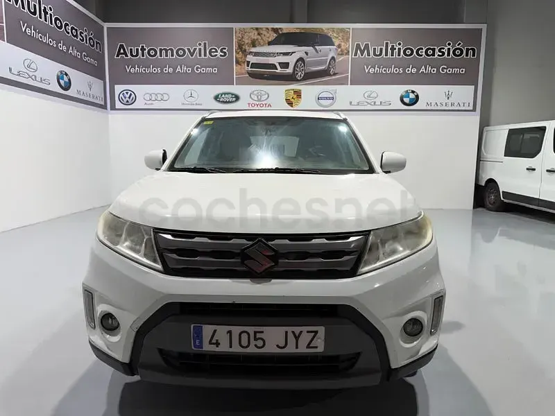 Usado Suzuki Vitara GLX 120 CV (88 kW) 2017 Blanco SUV