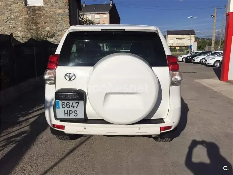 Usado Toyota Land Cruiser 190 CV (139 kW) 2013 Blanco SUV