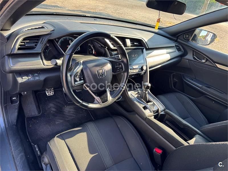 Gris / plata Usado 2019 Honda Civic Elegance Berlina | 18.200 € (Precio justo) - Imagen 1/4