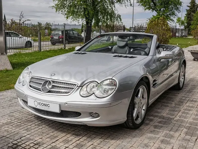 Usado Mercedes SL500 306 CV (225 kW) 2002 Gris / plata Descapotable
