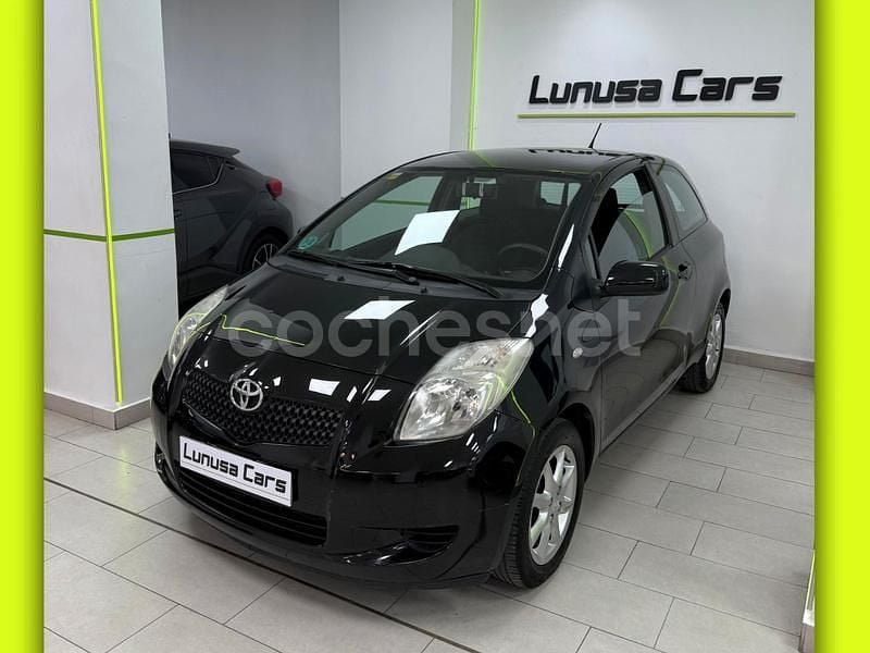 Negro Usado 2007 Toyota Yaris Luna Berlina | 5490 € (Precio justo) - Imagen 1/4